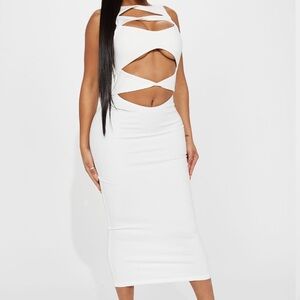 ✨NWT✨ FASHION NOVA white cut out midi dress